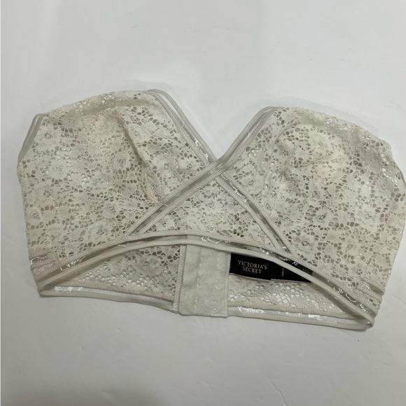 VICTORIA  SECERT 💕White  Lacey bralette👙ADJUSTABLE STRAPS⭐️⭐️size S - Picture 7 of 10
